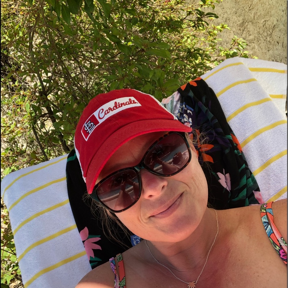 Meet your Posher, Melissa